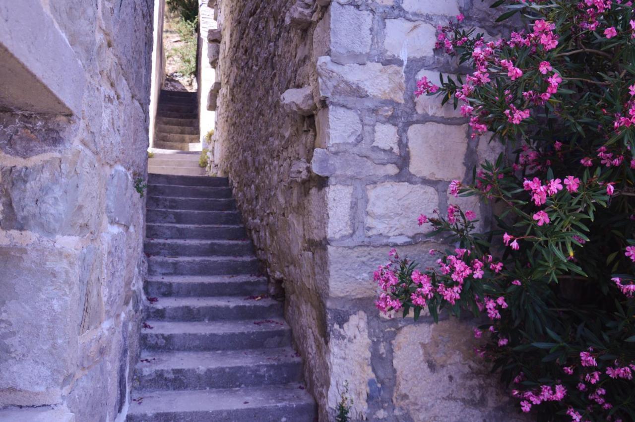 布雷拉Old Stone House Klaric公寓 外观 照片